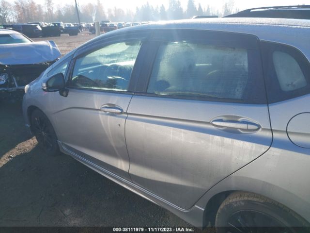 3HGGK5H6XJM708237 Honda Fit Sport