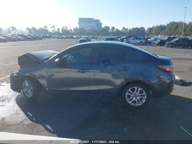 3MYDLBZVXGY118139 Scion IA