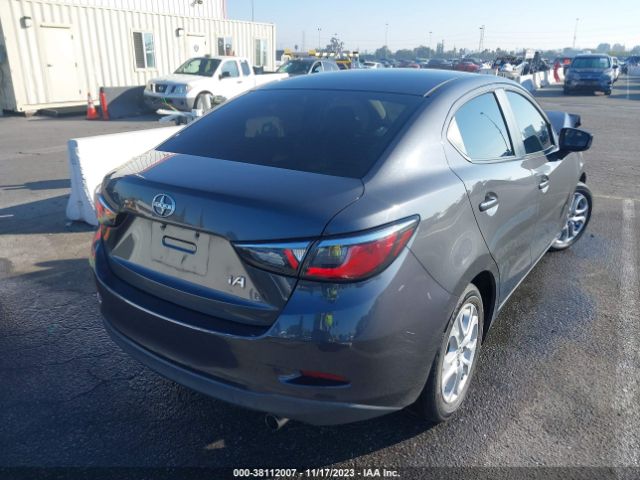 3MYDLBZVXGY118139 Scion IA