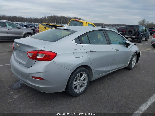 Chevrolet Cruze Lt Auto 2018 1G1BE5SM8J7182328 Image 4