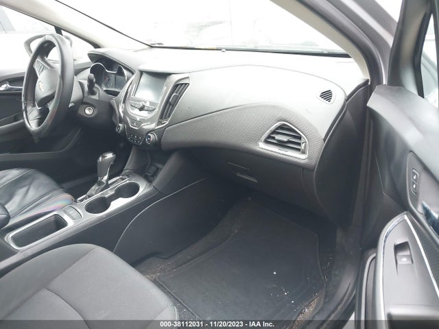 Chevrolet Cruze Lt Auto 2018 1G1BE5SM8J7182328 Image 5