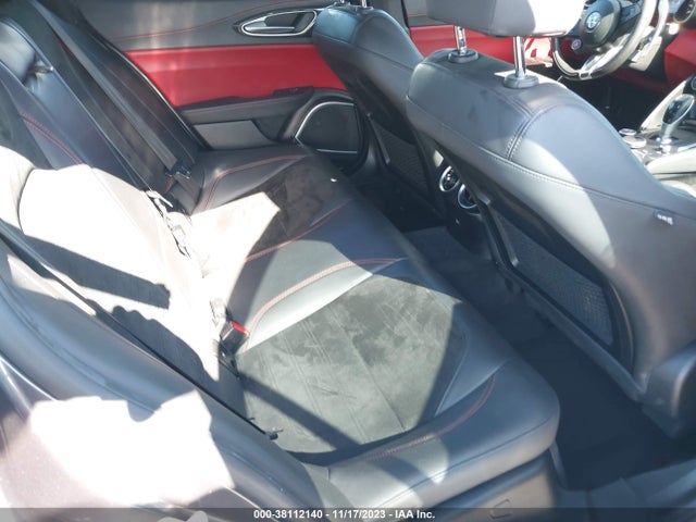 ZARFAEAV1J7595924 Alfa Romeo Giulia Quadrifoglio Rwd