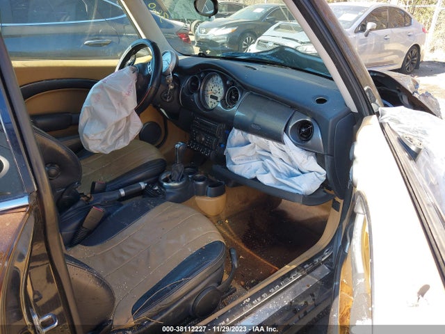 2003 MINI COOPER HARDTOP WMWRC33483TJ50095 Photo 4
