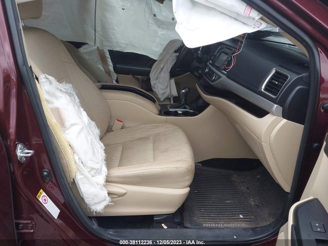 2014 TOYOTA HIGHLANDER LE PLUS V6 VIN: 5TDZKRFH2ES024596
