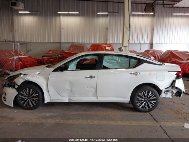 1N4BL4DW8PN422980 Nissan Altima Sv Intelligent Awd
