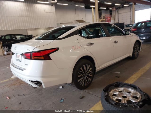 1N4BL4DW8PN422980 Nissan Altima Sv Intelligent Awd