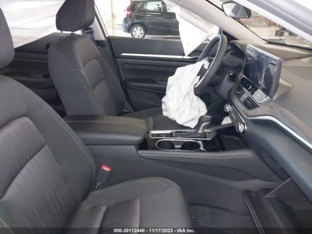 1N4BL4DW8PN422980 Nissan Altima Sv Intelligent Awd