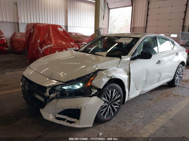 1N4BL4DW8PN422980 Nissan Altima Sv Intelligent Awd