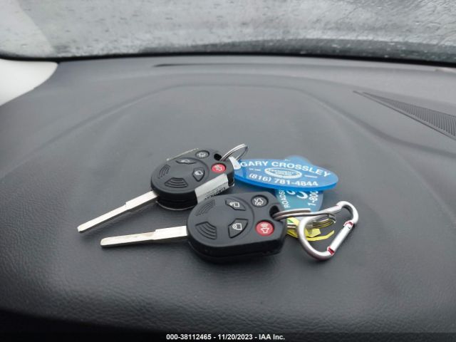 1FADP3M25JL250074 Ford FOCUS SEL