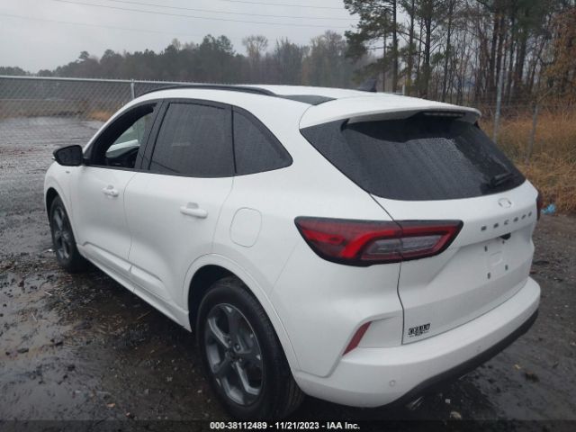 2023 FORD ESCAPE 1FMCU0MN3PUA53846 Photo 2