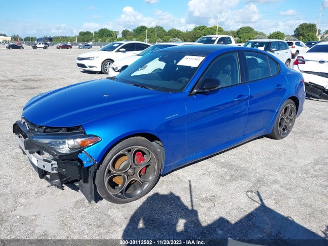 ZARFAMBN4P7669208 Alfa Romeo Giulia Veloce Rwd