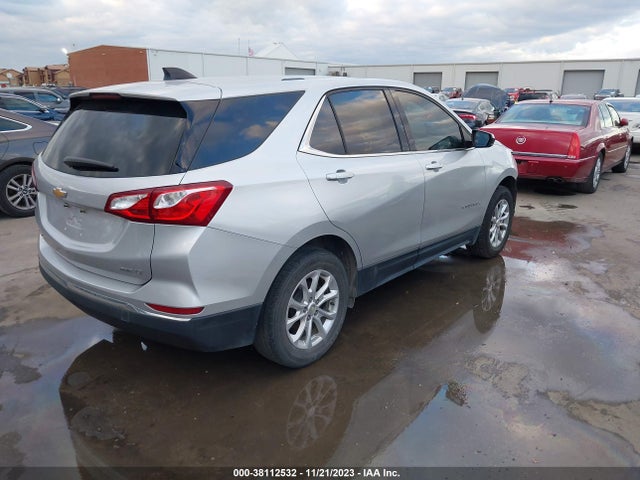 Chevrolet EQUINOX LT 2018 3GNAXSEVXJS546337 Image 4
