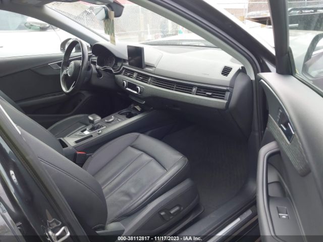 WAUGMAF4XKA006417 Audi A4 40 Premium/40 Titanium Premium