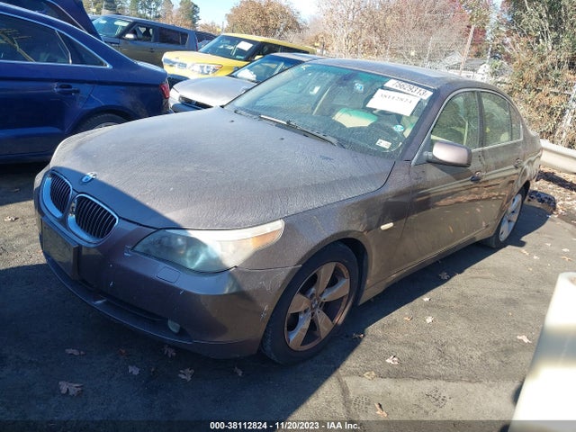 2007 BMW 530XI VIN: WBANF73577CY16942