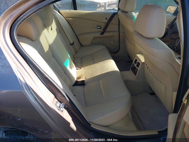 2007 BMW 530XI VIN: WBANF73577CY16942