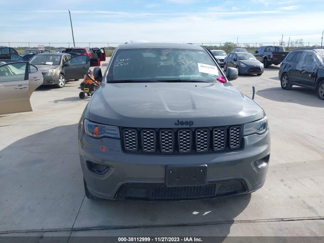 1C4RJEAG1NC128461 Jeep Grand Cherokee Wk Laredo X 4x2