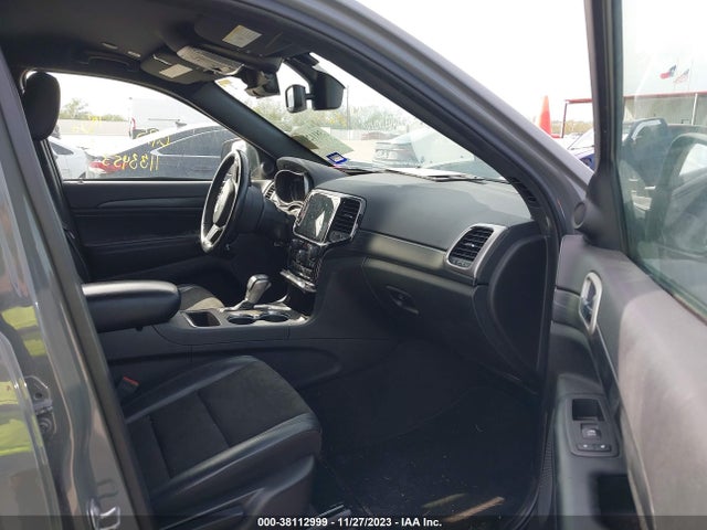 1C4RJEAG1NC128461 Jeep Grand Cherokee Wk Laredo X 4x2