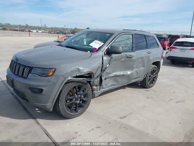1C4RJEAG1NC128461 Jeep Grand Cherokee Wk Laredo X 4x2