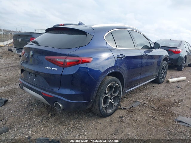 ZASPAKBN5L7C76452 Alfa Romeo Stelvio Ti Lusso Awd