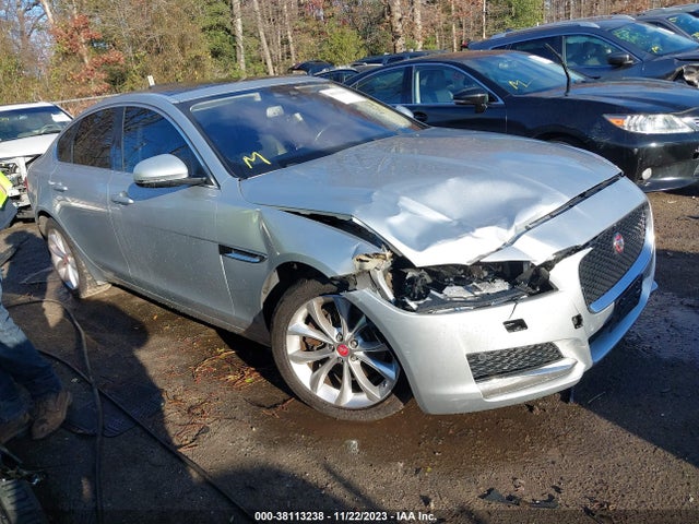 2017 JAGUAR XF SAJBJ4BN5HCY42964 Photo 0