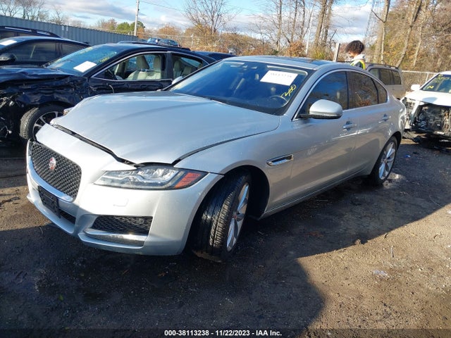 2017 JAGUAR XF SAJBJ4BN5HCY42964 Photo 1