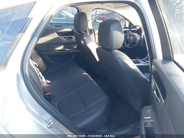 2017 JAGUAR XF SAJBJ4BN5HCY42964 Photo 7