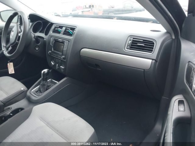 3VW2B7AJ5HM304756 Volkswagen Jetta 1.4t S