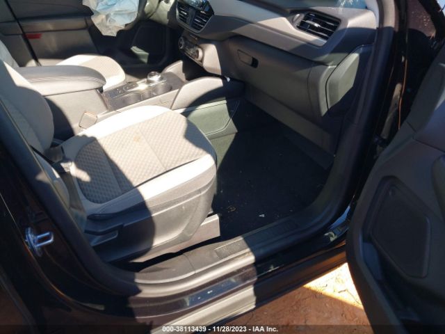 2021 FORD ESCAPE 1FMCU0G67MUA43126 Photo 4
