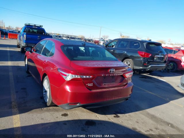 Toyota CAMRY XLE 2018 4T1B11HK9JU610552 Image 16