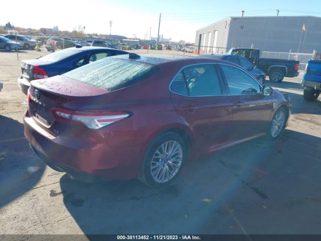 Toyota CAMRY XLE 2018 4T1B11HK9JU610552 Image 4