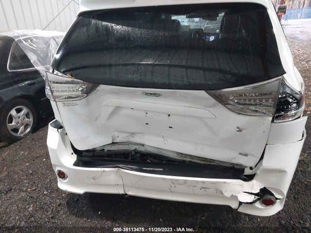 2015 TOYOTA SIENNA SE PREMIUM 8 PASSENGER VIN: 5TDXK3DC7FS651355