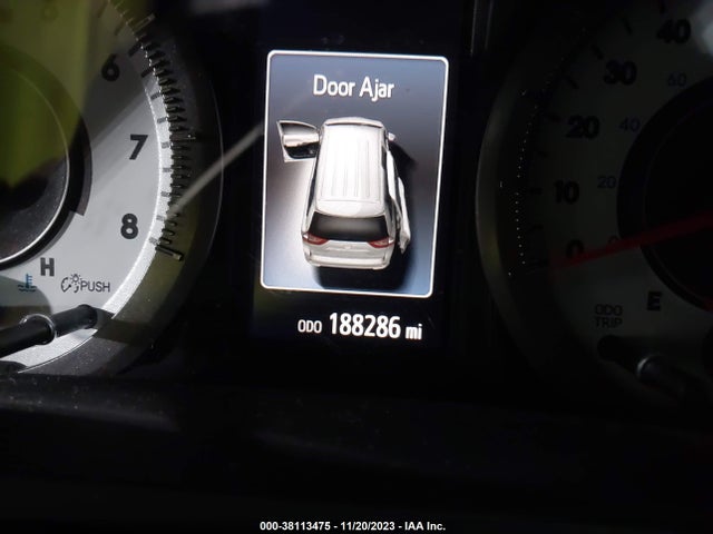 2015 TOYOTA SIENNA SE PREMIUM 8 PASSENGER VIN: 5TDXK3DC7FS651355
