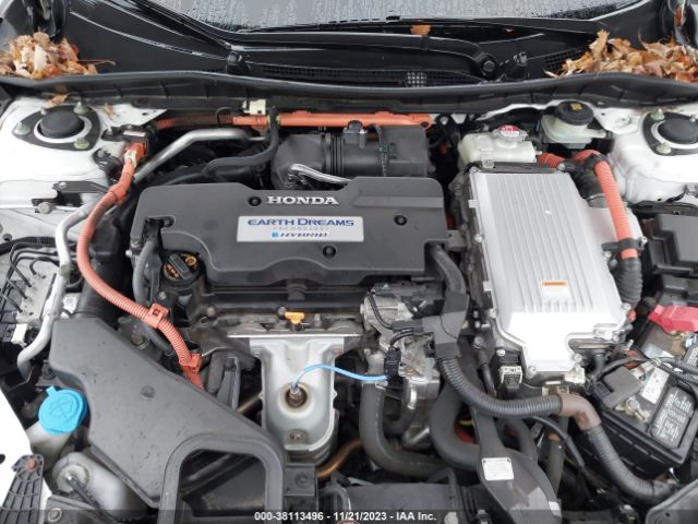1HGCR6F71FA005674 Honda Accord Hybrid Touring