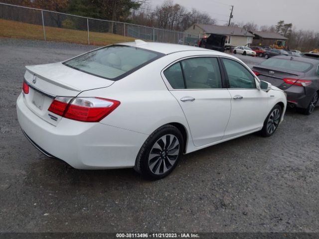 1HGCR6F71FA005674 Honda Accord Hybrid Touring