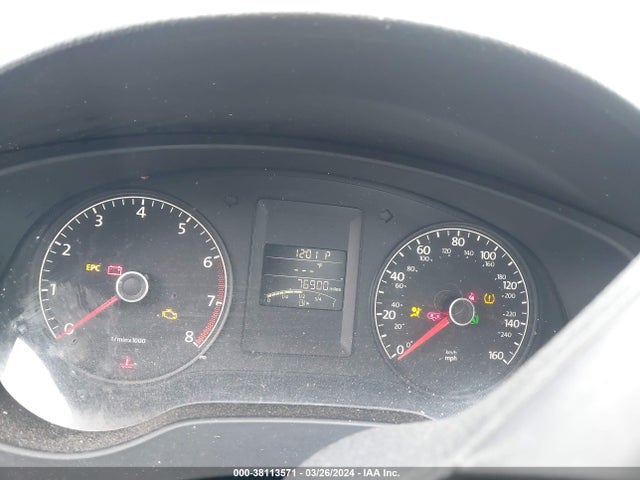 3VW2K7AJ3EM240745 Volkswagen Jetta 2.0l S