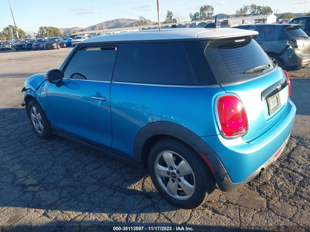 2016 MINI HARDTOP WMWXP5C54G2D15526 Photo 2