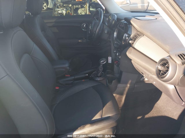 2016 MINI HARDTOP WMWXP5C54G2D15526 Photo 4