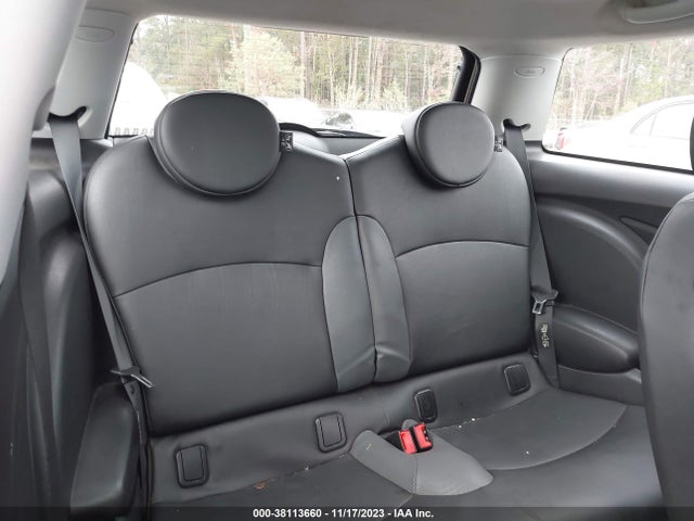 2009 MINI COOPER WMWMF33539TW71860 Photo 7