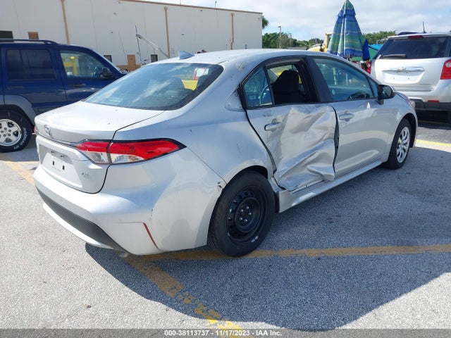 Toyota COROLLA LE 2022 5YFEPMAE1NP378909 Image 4