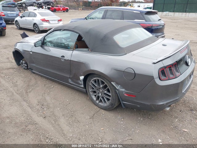 2014 FORD MUSTANG V6 PREMIUM VIN: 1ZVBP8EM2E5286360