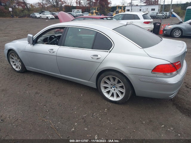 2007 BMW 750LI VIN: WBAHN83517DT66561