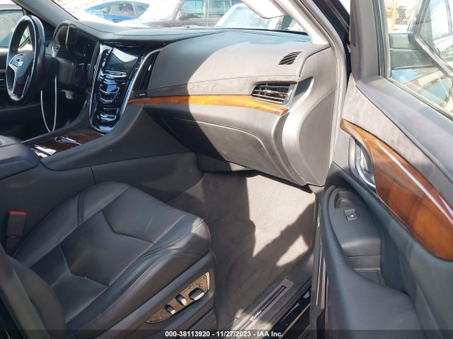 1GYS3HKJ5LR288709 Cadillac Escalade Esv 2wd Luxury