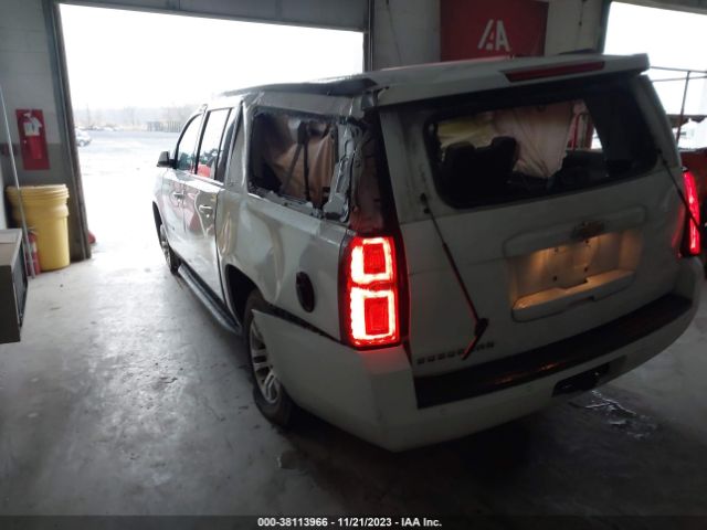 2016 CHEVROLET SUBURBAN 1GNSKGKC4GR348139 Photo 2