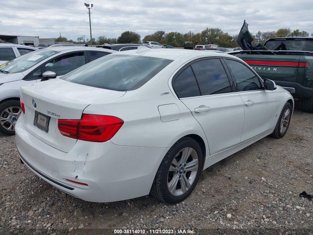 BMW 330e Iperformance 2017 WBA8E1C33HA029852 Image 4