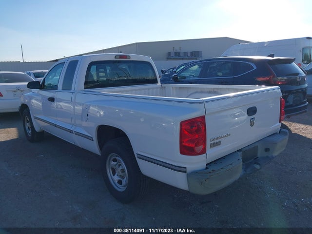 2005 DODGE DAKOTA ST VIN: 1D7HE22K05S119411