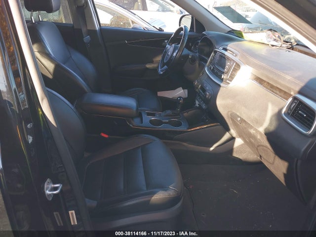 2016 KIA SORENTO 3.3L EX VIN: 5XYPHDA57GG008383