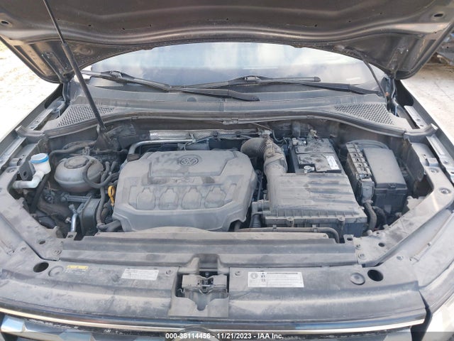3VV3B7AX0JM015853 Volkswagen Tiguan 2.0t Sel/2.0t Se