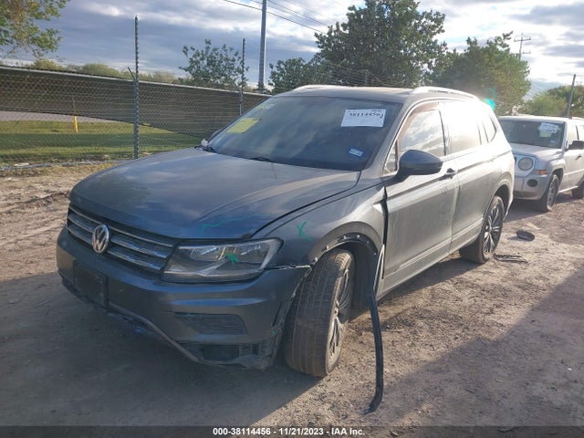 3VV3B7AX0JM015853 Volkswagen Tiguan 2.0t Sel/2.0t Se