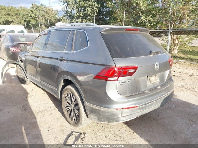 3VV3B7AX0JM015853 Volkswagen Tiguan 2.0t Sel/2.0t Se