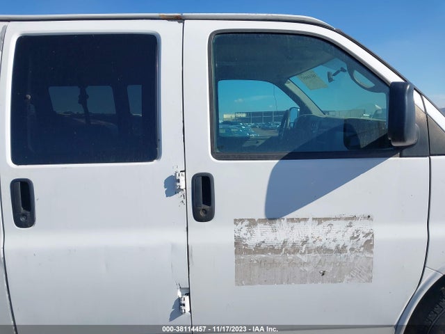 Chevrolet Express Passenger Ls 2014 1GAZGZFG1E1211844 Image 12